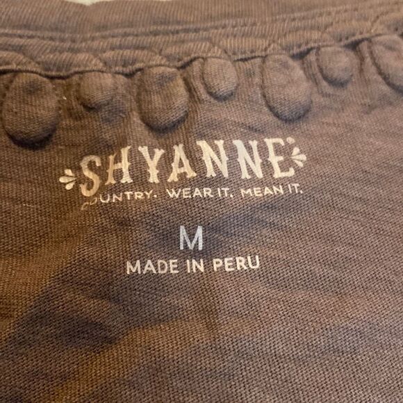 Shyanne Women’s LongSleeve Top - Picture 3 of 4